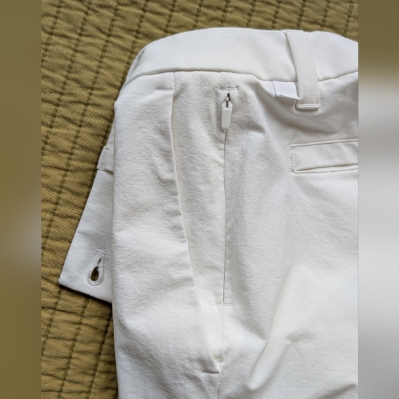 Lululemon Women's White Woven Stretch Pants Side Zipper Pocket Size 32 - Picture 10 of 16
